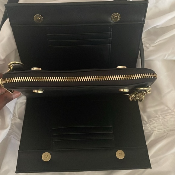 Black Steve Madden crossover bag - Picture 3 of 3